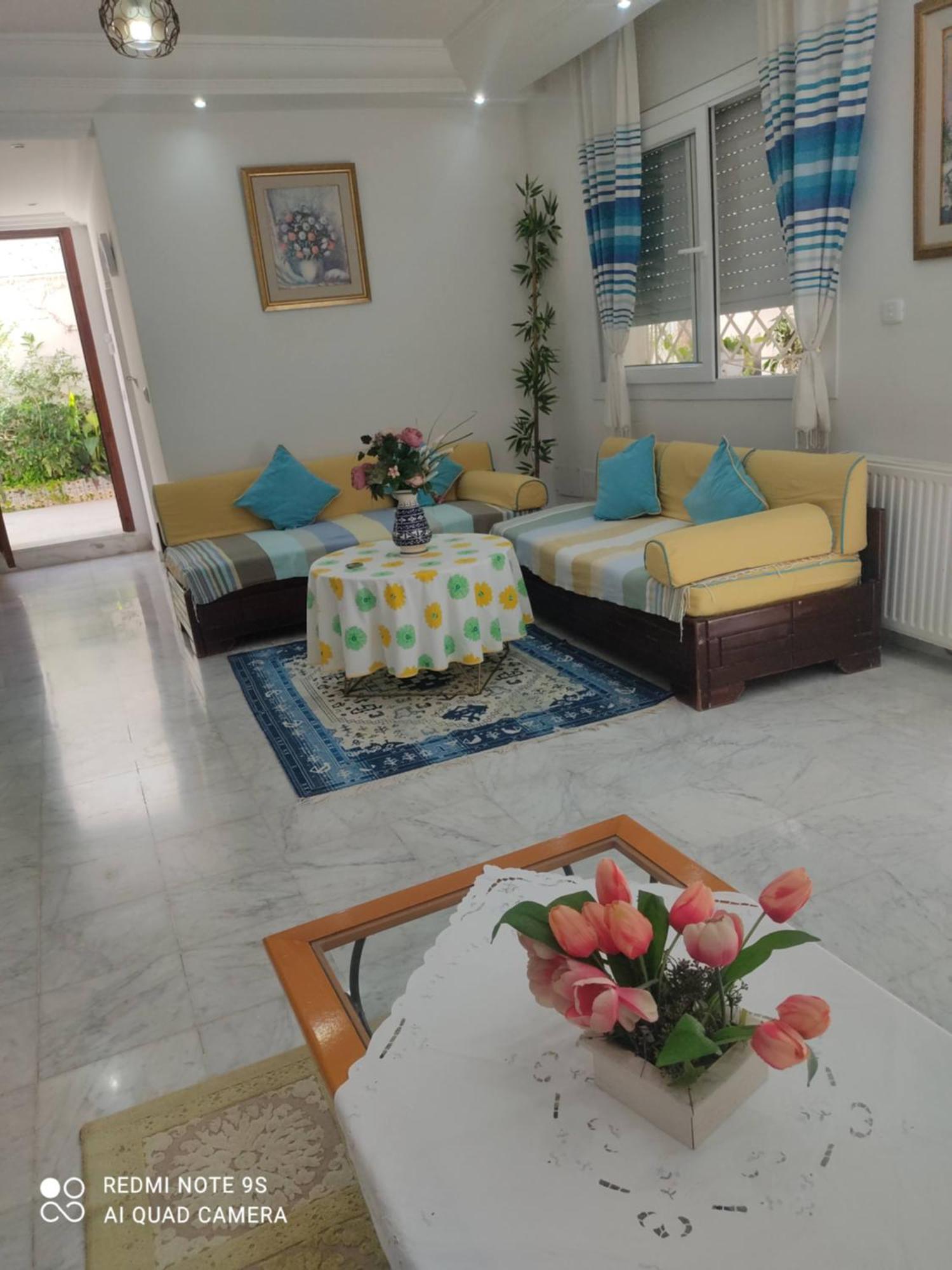 Etage De Villa Avec Jardin, Pres De L'Aireport Et Parking Prive Ariana Exteriér fotografie