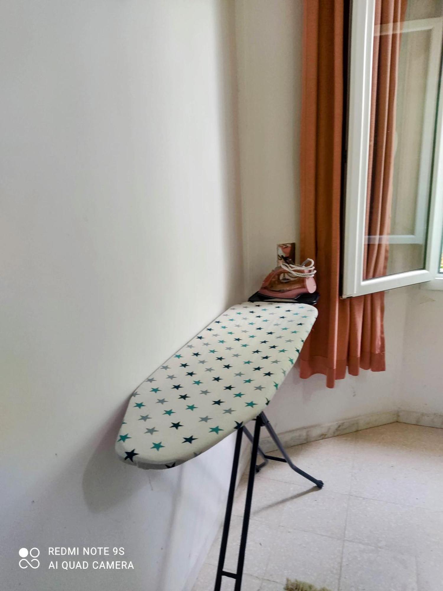 Etage De Villa Avec Jardin, Pres De L'Aireport Et Parking Prive Ariana Exteriér fotografie