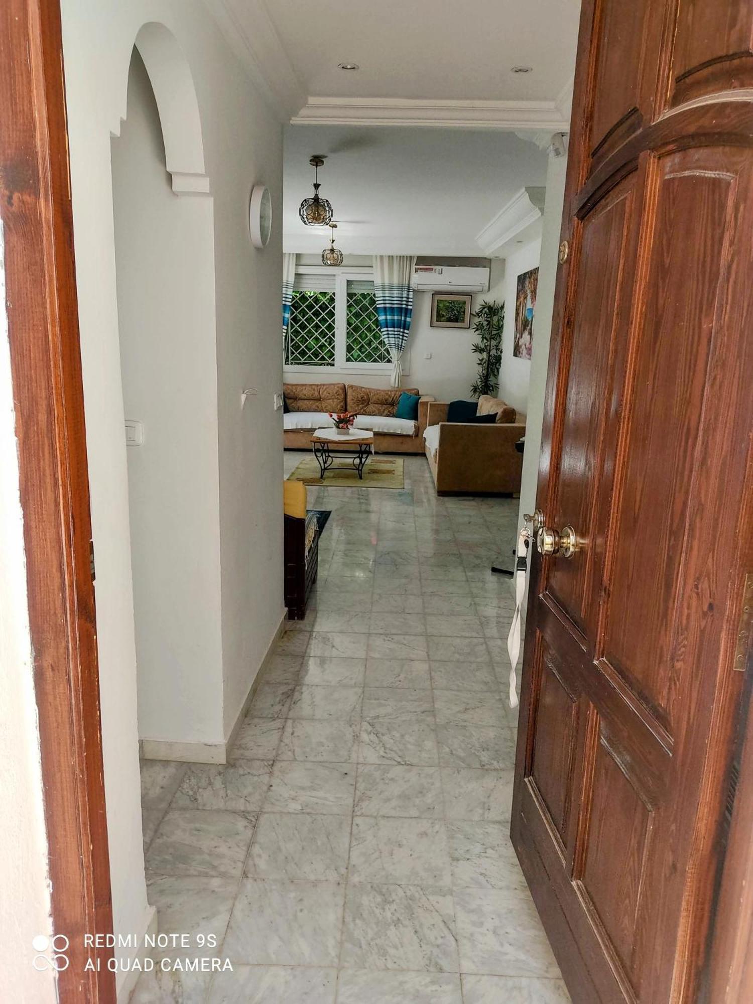 Etage De Villa Avec Jardin, Pres De L'Aireport Et Parking Prive Ariana Exteriér fotografie